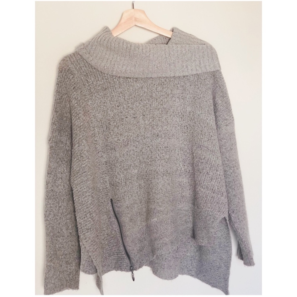 Sweater (Grey)